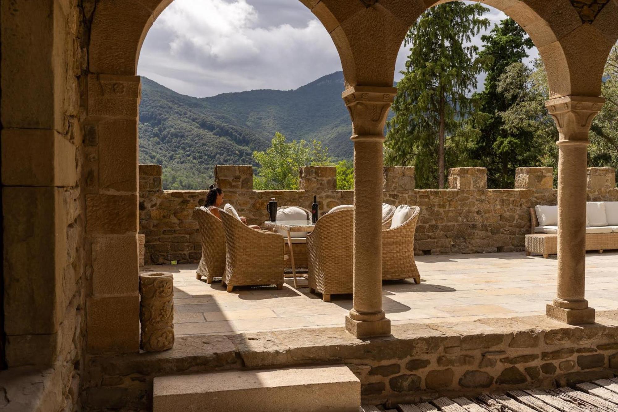 Castell In Girona Vila Sant Miquel de Campmajor Exterior foto