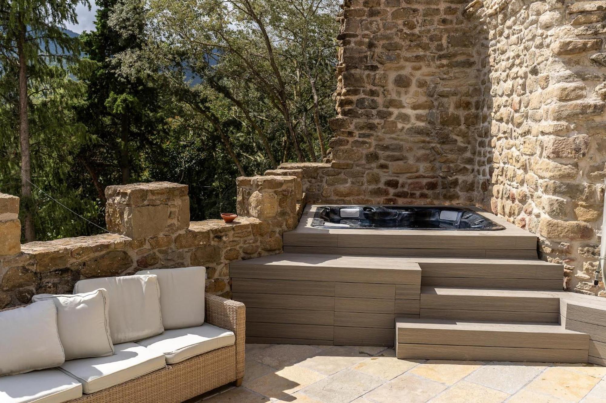 Castell In Girona Vila Sant Miquel de Campmajor Exterior foto